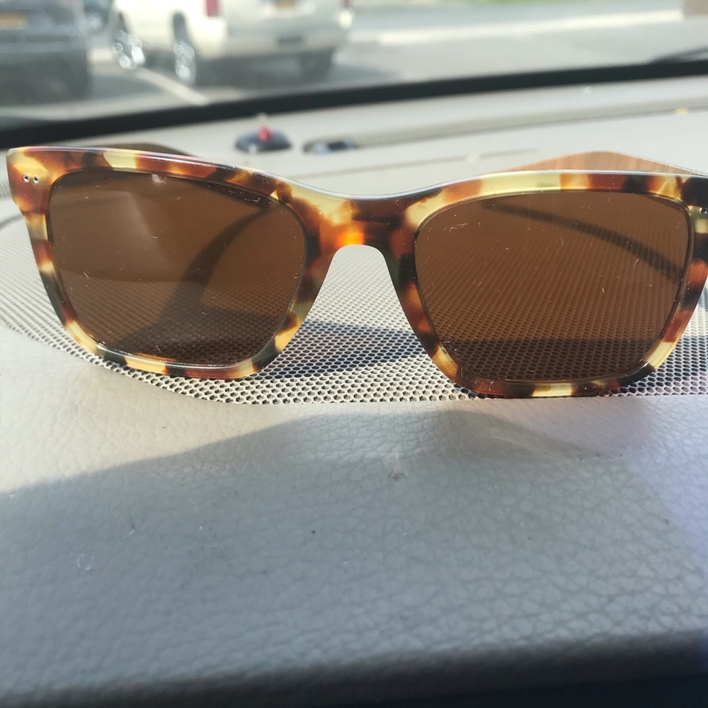 Very classic Giorgio Armani  sun Glasses  used